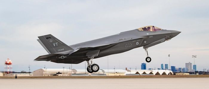 Jet Tempur F-35A